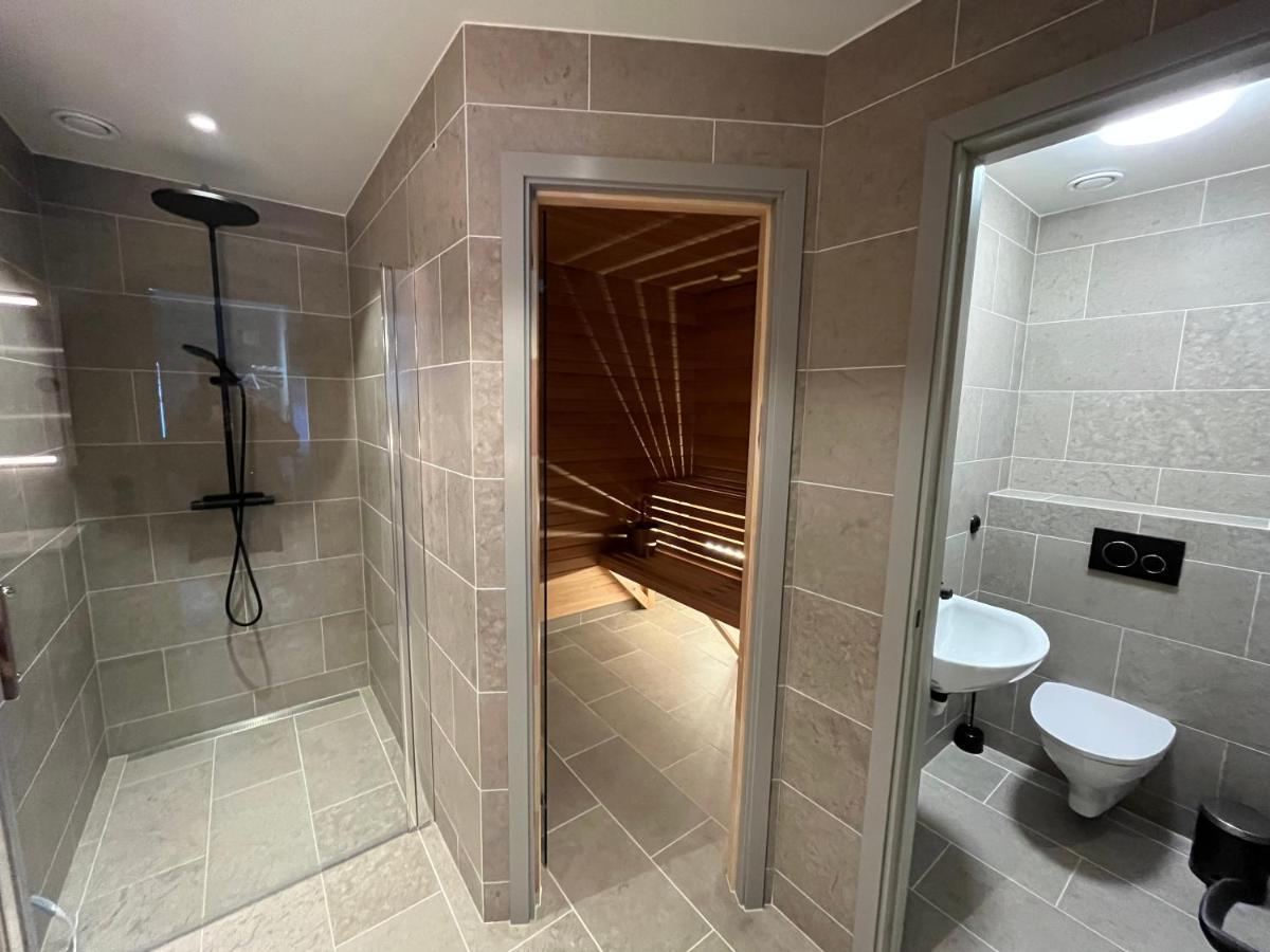 Kavan Townhouse Funaesdalen Ngoại thất bức ảnh